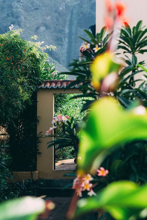 Hotel Rural La Casa Amarilla Лос Силос Екстериор снимка